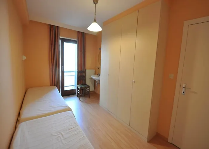 In Belgium Near The Seawall * クノック・ヘイスト